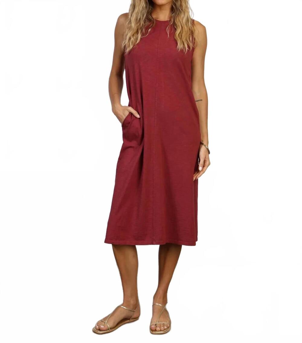 NEW DYLAN mia sleeveless crew neck dress in red